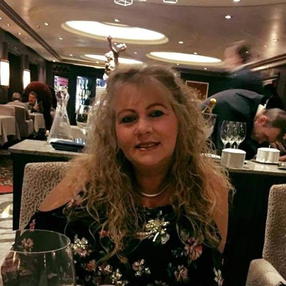 Meet your Posher, Debbie